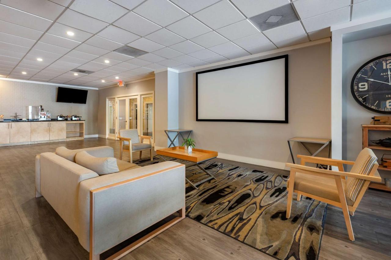 Best Western Plus University Inn Winston-Salem Eksteriør billede