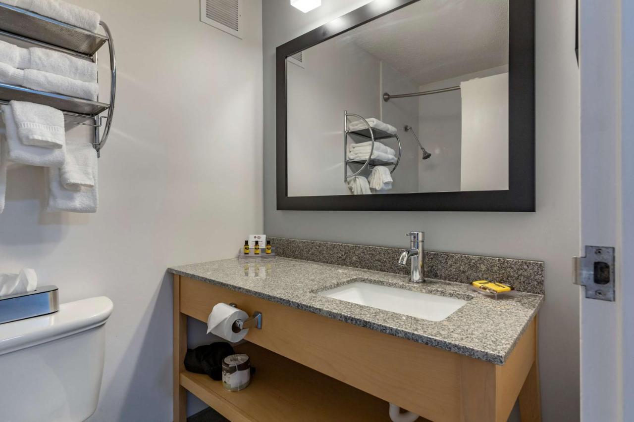 Best Western Plus University Inn Winston-Salem Eksteriør billede